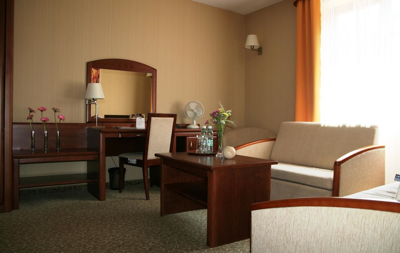 Отель Centuria Hotel & Natural Spa Огродзенец-36